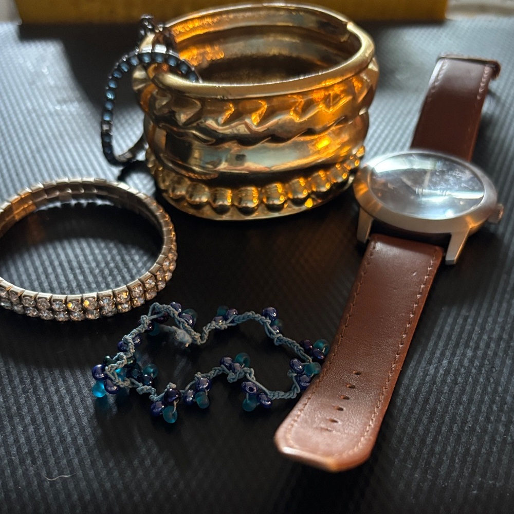 5 Bracelets